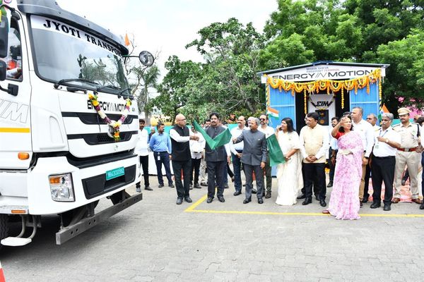 Inauguration of the first EV fast charger inside JNPT, August 2024